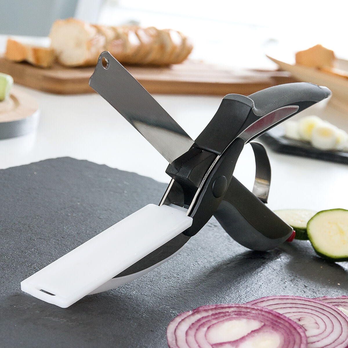 Coltello-Forbici da Cucina Multifunzione con Tagliere Integrato – Scible InnovaGoods