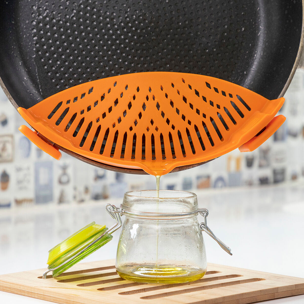 Colino in Silicone per Pentole  InnovaGoods